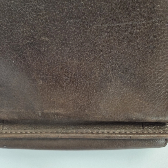 Vintage Y2K Fossil New American Classic Key Brown Leather Crossbody Purse Bag - Picture 8 of 16